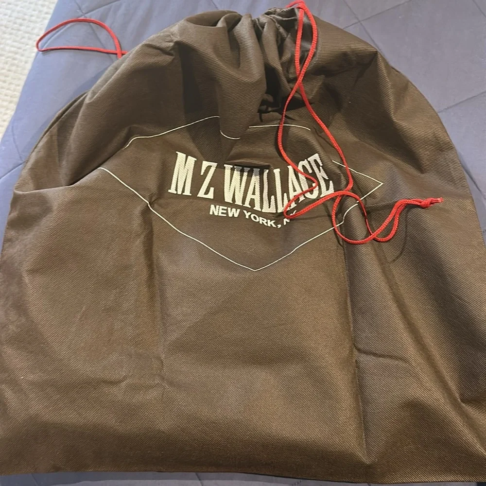 MZ Wallace great black bag everyday or travel lots ox pockets to organize - Picture 7 of 7